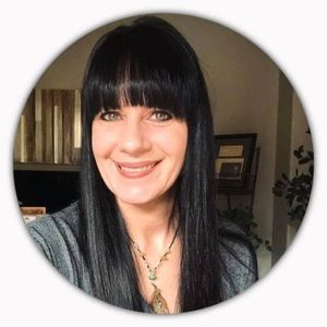 Meet your Posher, Jami